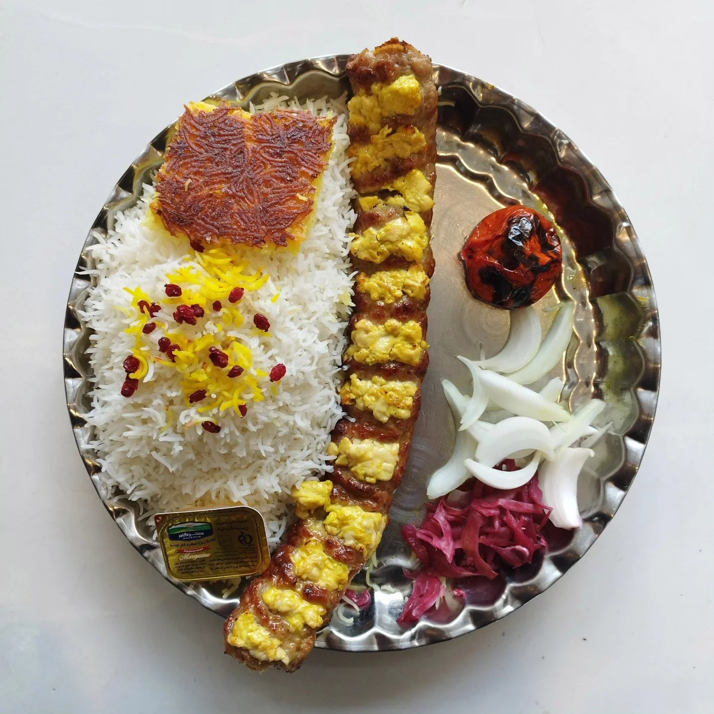 چلوکباب نگینی